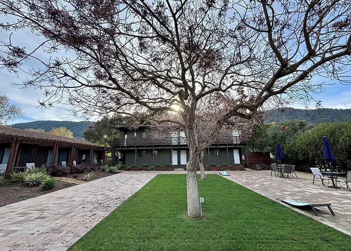 Hidden Valley Inn